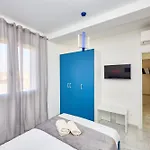 Apartman House On The Near Seafood And Wine Restaurant
