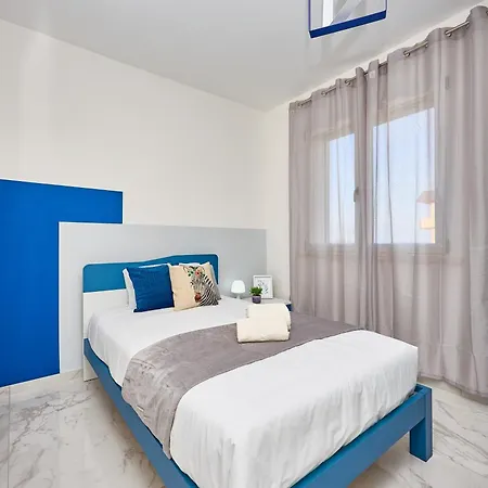 Apartment House On The Near Seafood And Wine Restaurant Fiumicino